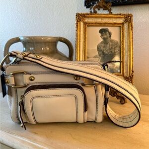 NWT Banana Republic Shoulder Bag- Gorgeous Leather!